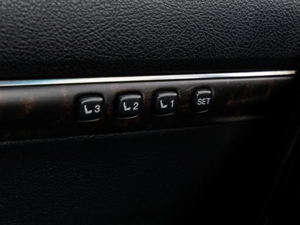 Toyota Land Cruiser 200 Series с пробегом 2011 года, цена 2 575 000 рублей, 254079 км, внедорожник, Автокод Объявления