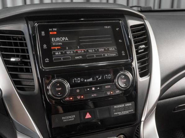Mitsubishi Pajero Sport III с пробегом 2017 года, цена 2 327 030 рублей, 238928 км, внедорожник, Автокод Объявления