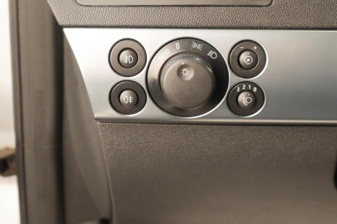 Opel Astra H Рестайлинг с пробегом 2014 года, цена 709 000 рублей, 93552 км, хэтчбек, Автокод Объявления