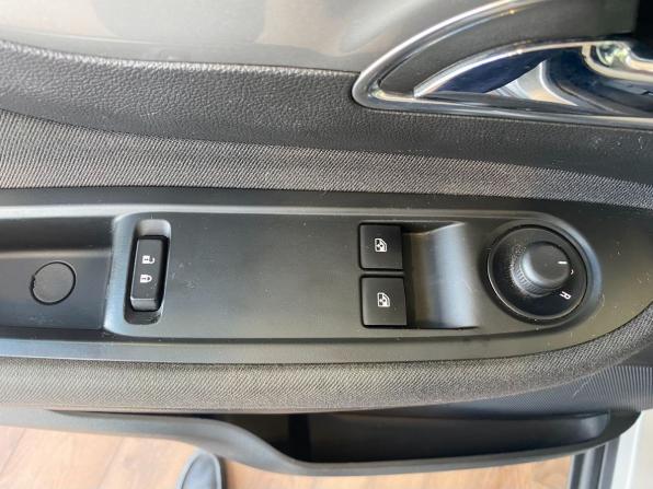 Opel Mokka I с пробегом 2014 года, цена 1 009 000 рублей, 97967 км, внедорожник, Автокод Объявления