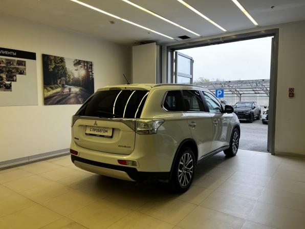 Mitsubishi Outlander III Рестайлинг с пробегом 2014 года, цена 1 539 000 рублей, 285000 км, внедорожник, Автокод Объявления