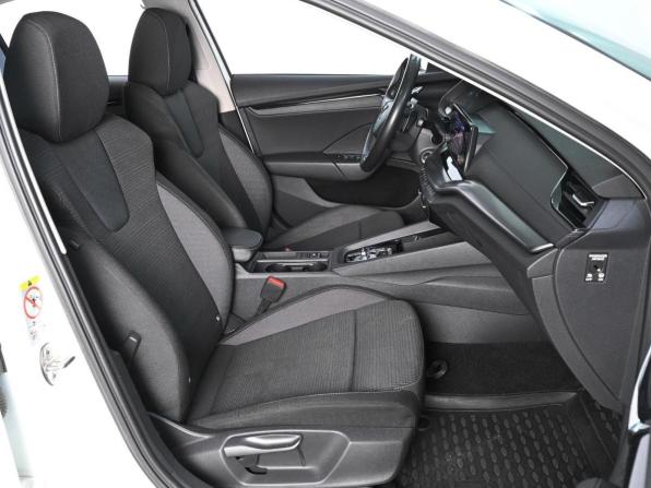 Skoda Octavia IV (A8) с пробегом 2021 года, цена 2 150 000 рублей, 140690 км, лифтбек, Автокод Объявления