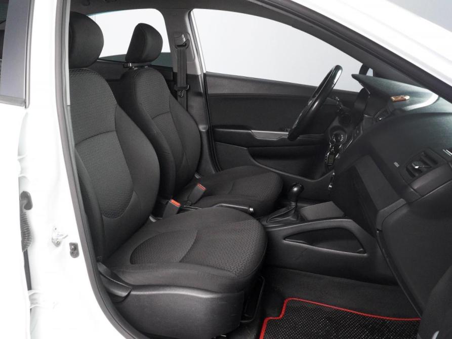 Kia Rio III Рестайлинг Минеральные Воды  - изображение 8