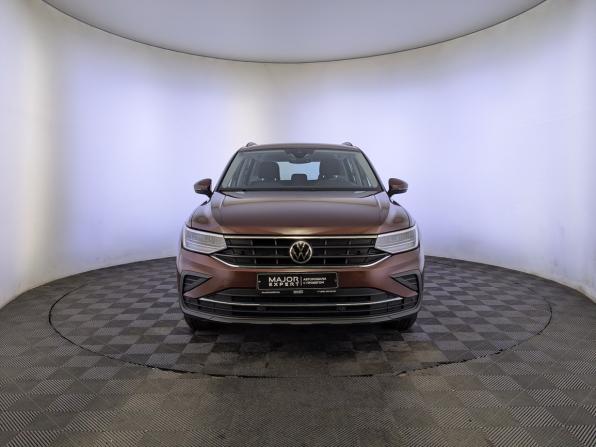Volkswagen Tiguan II Рестайлинг с пробегом 2021 года, цена 2 550 000 рублей, 77757 км, внедорожник, Автокод Объявления