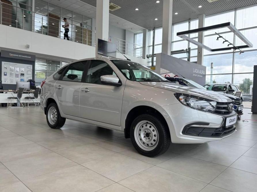 Lada (ВАЗ) Granta I Рестайлинг Астрахань  - изображение 3