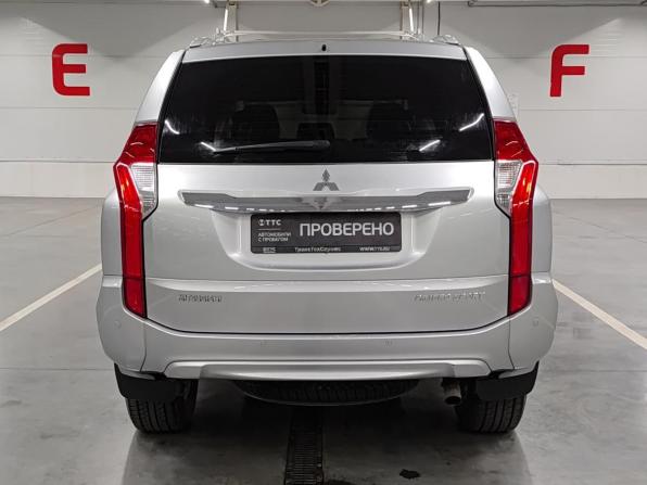 Mitsubishi Pajero Sport III с пробегом 2017 года, цена 2 550 000 рублей, 245266 км, внедорожник, Автокод Объявления