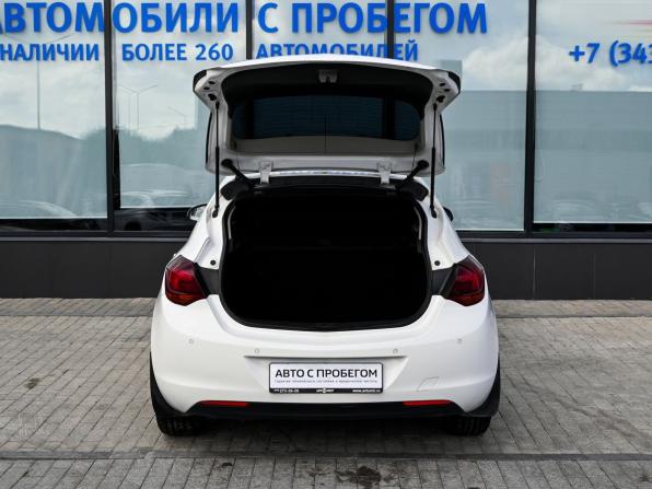 Opel Astra J с пробегом 2011 года, цена 679 000 рублей, 166493 км, хэтчбек, Автокод Объявления