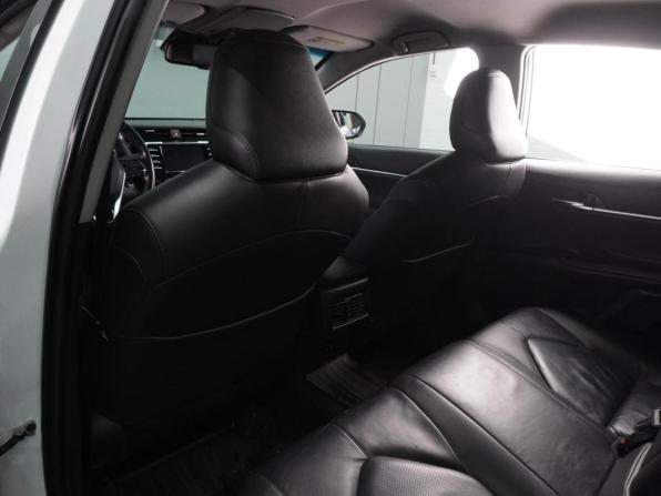 Toyota Camry VIII (XV70) с пробегом 2019 года, цена 2 915 000 рублей, 95172 км, седан, Автокод Объявления