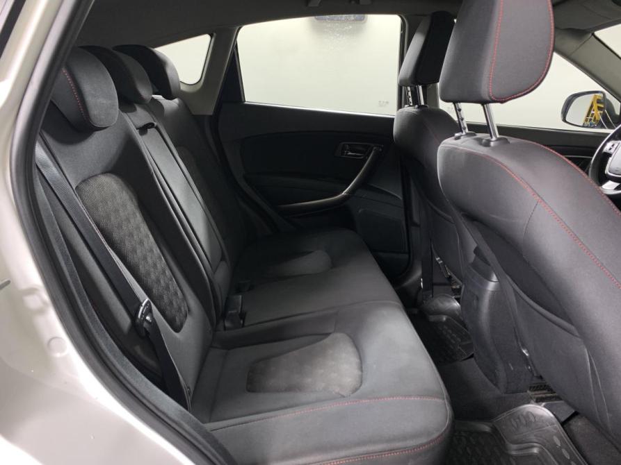 FAW Besturn X80 I Москва  - изображение 17