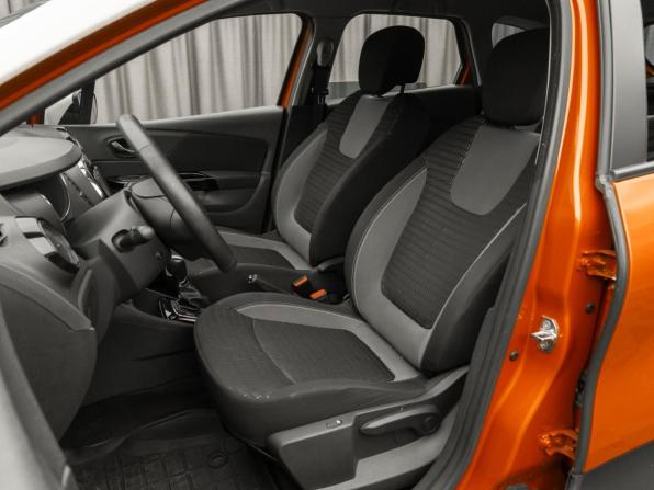 Renault Kaptur I с пробегом 2017 года, цена 1 290 000 рублей, 98994 км, внедорожник, Автокод Объявления