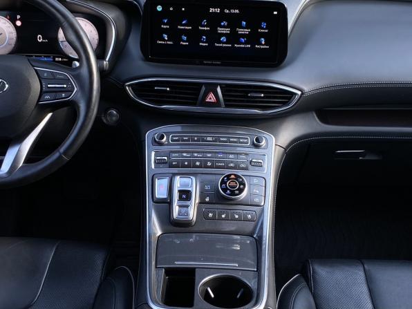 Hyundai Santa Fe IV Рестайлинг с пробегом 2021 года, цена 4 199 000 рублей, 75845 км, внедорожник, Автокод Объявления