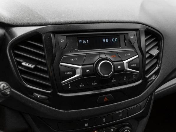 Lada (ВАЗ) Vesta I с пробегом 2019 года, цена 890 000 рублей, 89392 км, седан, Автокод Объявления