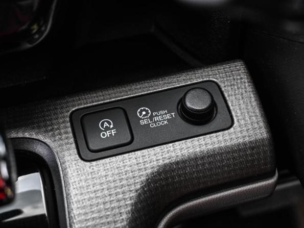 Honda Stepwgn V Рестайлинг с пробегом 2019 года, цена 2 049 000 рублей, 113778 км, минивэн, Автокод Объявления