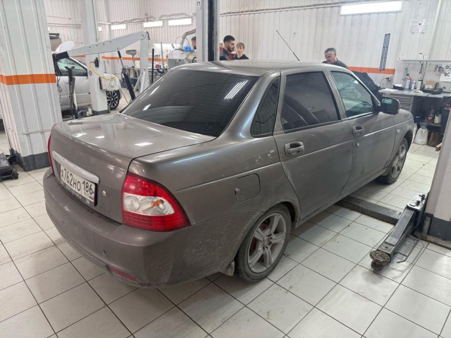 Lada (ВАЗ) Priora I Рестайлинг Сургут  - изображение 3