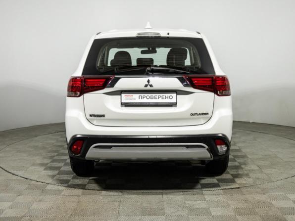 Mitsubishi Outlander III Рестайлинг 3 с пробегом 2019 года, цена 1 899 700 рублей, 101490 км, внедорожник, Автокод Объявления