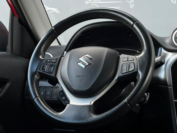 Suzuki Vitara II Рестайлинг с пробегом 2020 года, цена 1 702 200 рублей, 180932 км, внедорожник, Автокод Объявления