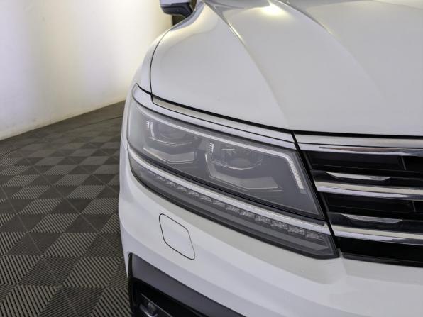 Volkswagen Tiguan II с пробегом 2018 года, цена 2 790 000 рублей, 116237 км, внедорожник, Автокод Объявления