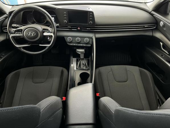 Hyundai Elantra VII (CN7) с пробегом 2022 года, цена 2 070 300 рублей, 42000 км, седан, Автокод Объявления