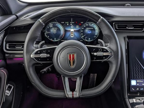 Hongqi H6 с пробегом 2025 года, цена 3 175 000 рублей, 25888 км, лифтбек, Автокод Объявления