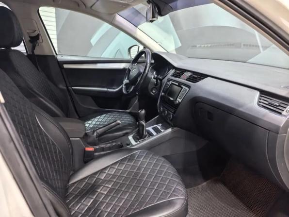 Skoda Octavia III (A7) с пробегом 2014 года, цена 890 000 рублей, 237620 км, лифтбек, Автокод Объявления
