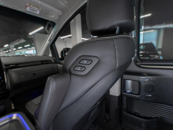 Hyundai Staria I с пробегом 2026 года, цена 9 900 000 рублей, 14 км, минивэн, Автокод Объявления