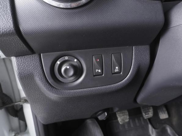 Renault Logan II Рестайлинг с пробегом 2021 года, цена 980 000 рублей, 136545 км, седан, Автокод Объявления