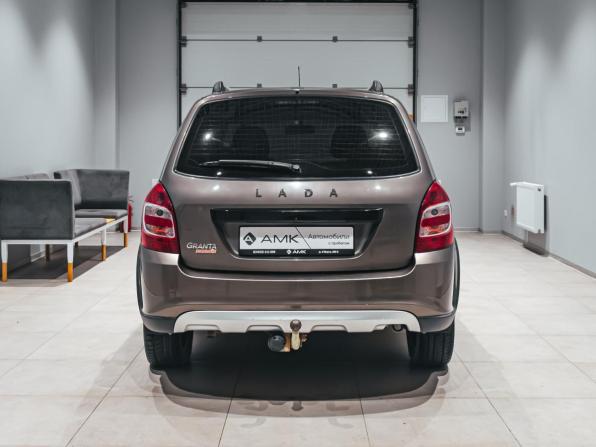 Lada (ВАЗ) Granta I Рестайлинг с пробегом 2024 года, цена 864 953 рубля, 81177 км, универсал, Автокод Объявления