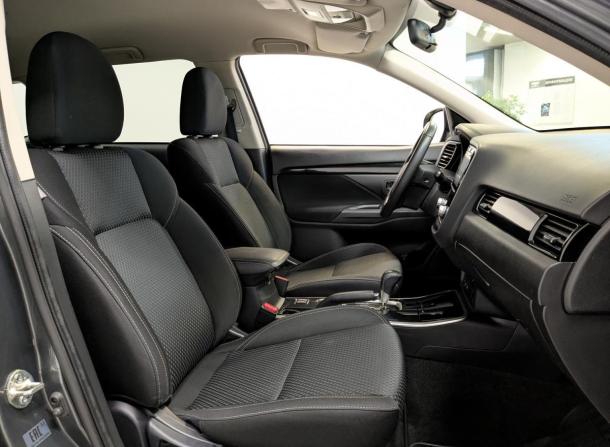 Mitsubishi Outlander III Рестайлинг 3 с пробегом 2020 года, цена 2 300 000 рублей, 92167 км, внедорожник, Автокод Объявления