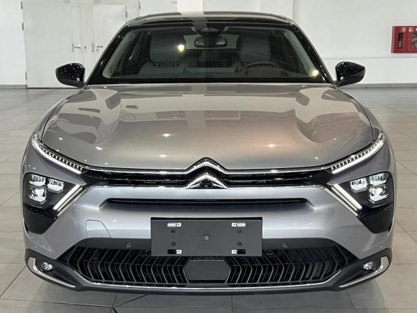 Citroen C5 X с пробегом 2024 года, цена 4 399 000 рублей, 1 км, внедорожник, Автокод Объявления