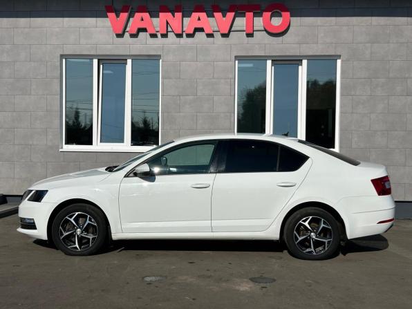 Skoda Octavia III (A7) Рестайлинг с пробегом 2018 года, цена 1 890 000 рублей, 96540 км, лифтбек, Автокод Объявления