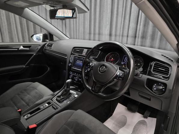 Volkswagen Golf VII с пробегом 2015 года, цена 1 249 000 рублей, 102000 км, хэтчбек, Автокод Объявления