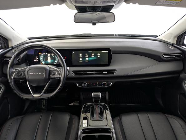 BAIC U5 Plus с пробегом 2023 года, цена 750 000 рублей, 118944 км, седан, Автокод Объявления