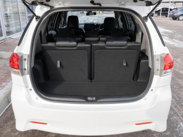 Toyota Wish II с пробегом 2012 года, цена 1 350 000 рублей, 113548 км, минивэн, Автокод Объявления