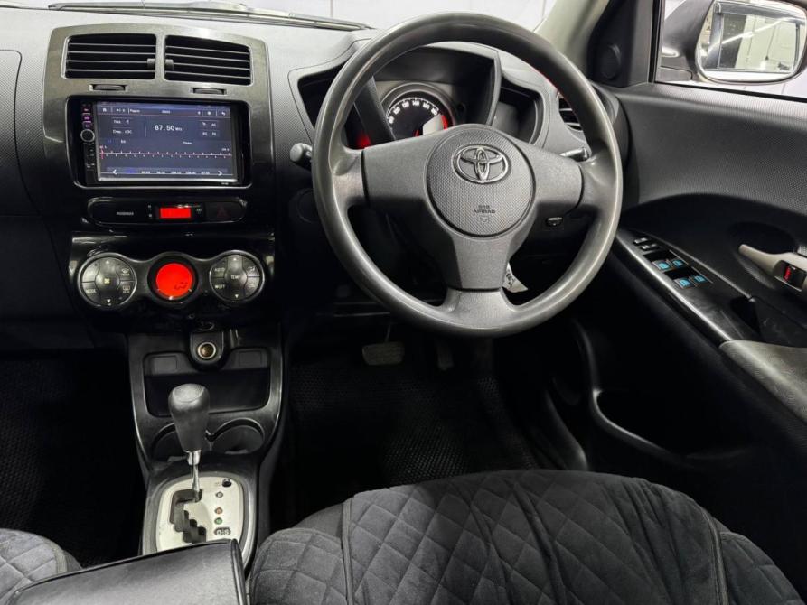 Toyota Ist II Благовещенск  - изображение 21
