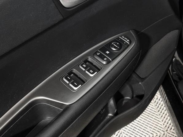 Kia Optima IV Рестайлинг с пробегом 2019 года, цена 1 830 000 рублей, 102235 км, седан, Автокод Объявления