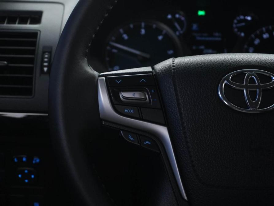 Toyota Land Cruiser Prado 150 Series Рестайлинг 2 Москва  - изображение 13