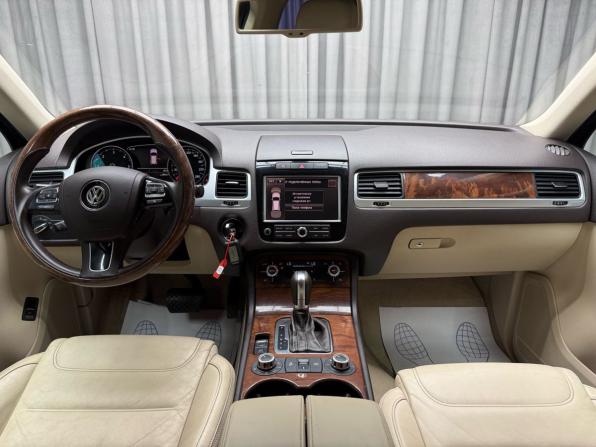 Volkswagen Touareg II с пробегом 2011 года, цена 1 749 000 рублей, 310436 км, внедорожник, Автокод Объявления