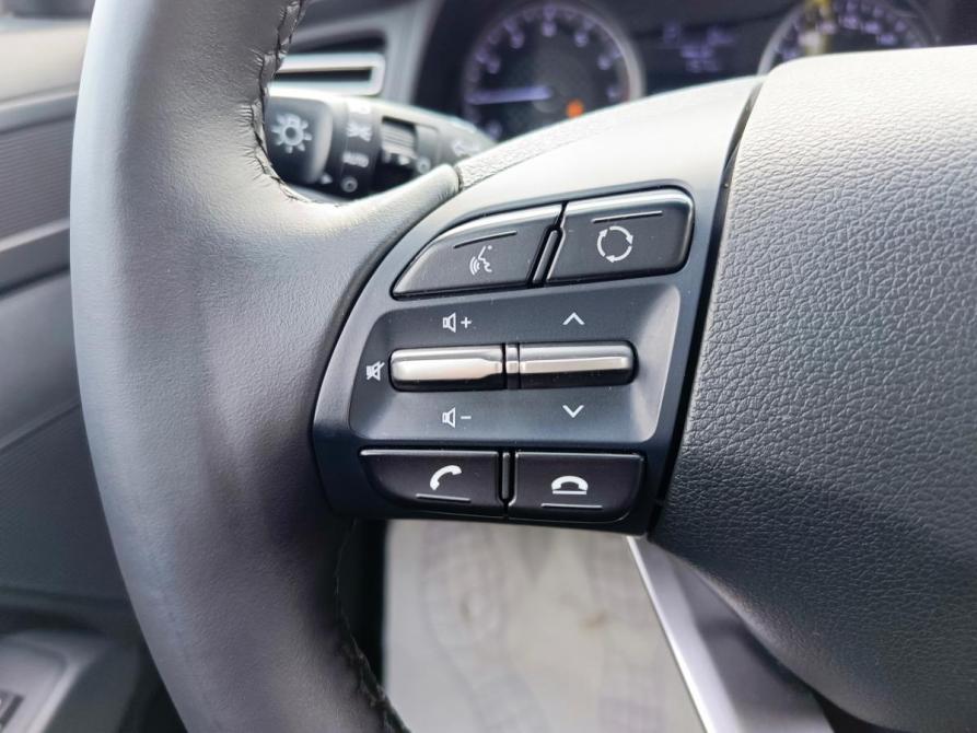 Hyundai Elantra VI (AD) Рестайлинг Тюмень  - изображение 18