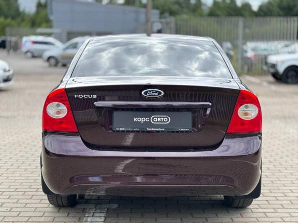 Ford Focus II Рестайлинг с пробегом 2010 года, цена 611 000 рублей, 135861 км, седан, Автокод Объявления