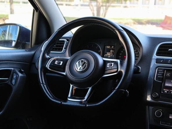 Volkswagen Polo V Рестайлинг с пробегом 2019 года, цена 1 120 000 рублей, 150247 км, седан, Автокод Объявления