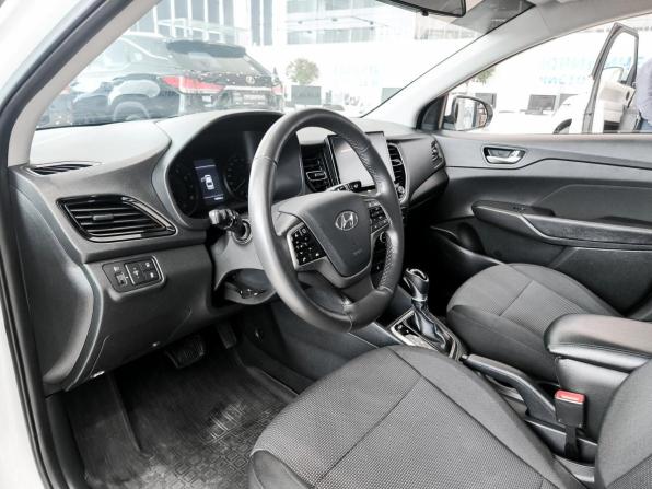 Hyundai Solaris II Рестайлинг с пробегом 2021 года, цена 1 650 000 рублей, 96835 км, седан, Автокод Объявления