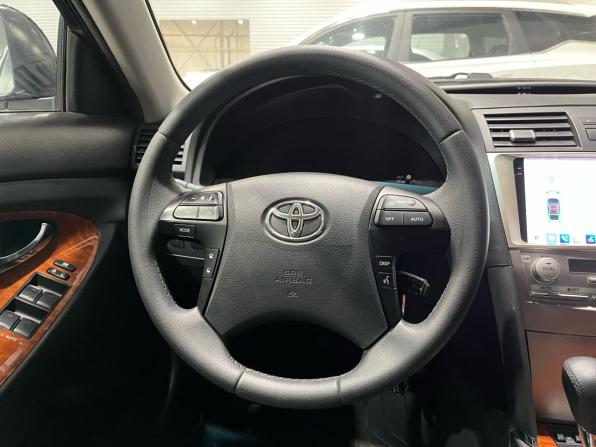 Toyota Camry VI (XV40) Рестайлинг с пробегом 2011 года, цена 1 099 000 рублей, 278627 км, седан, Автокод Объявления