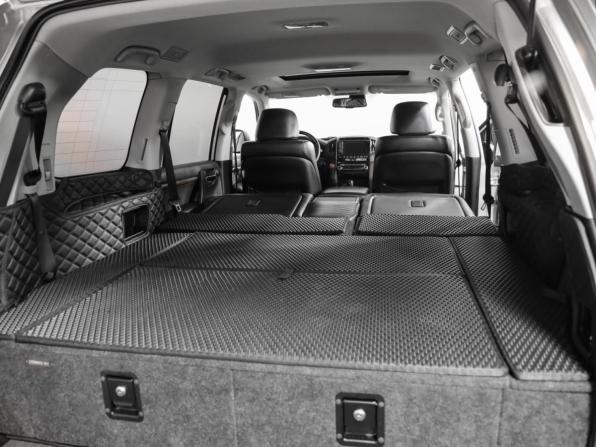Toyota Land Cruiser 200 Series Рестайлинг 1 с пробегом 2014 года, цена 2 749 000 рублей, 579639 км, внедорожник, Автокод Объявления