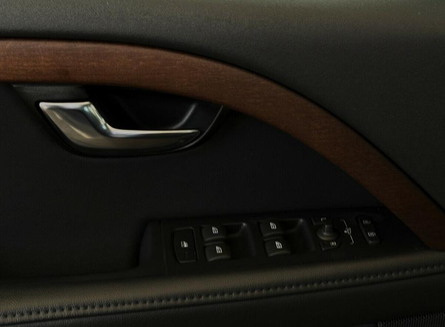 Volvo XC70 II Рестайлинг Москва  - изображение 10
