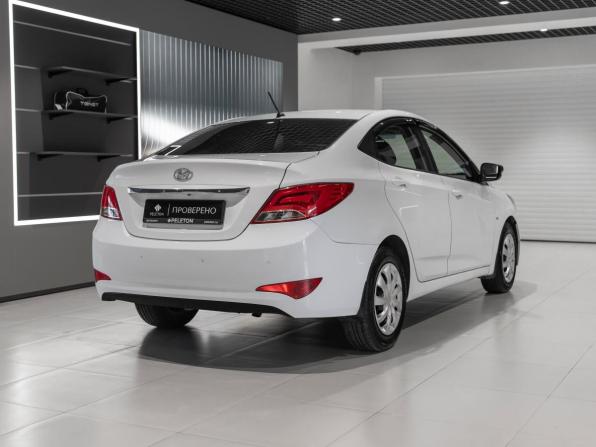 Hyundai Solaris I Рестайлинг с пробегом 2014 года, цена 745 000 рублей, 299030 км, седан, Автокод Объявления