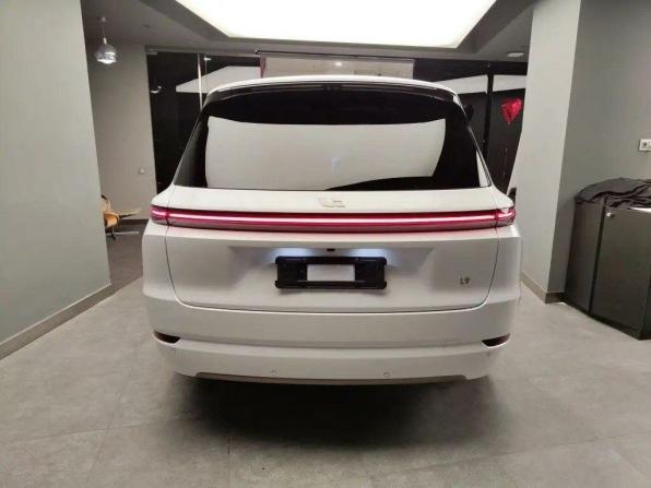 Новый Li Auto (Lixiang) L9 I Рестайлинг 2025 года, цена 11 990 000 рублей, внедорожник, Автокод Объявления