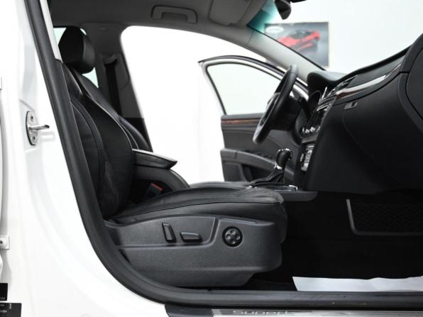 Skoda Superb II с пробегом 2013 года, цена 639 000 рублей, 131735 км, лифтбек, Автокод Объявления