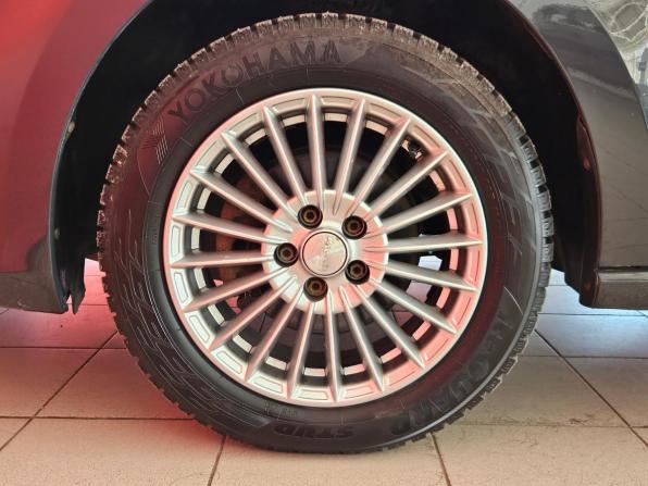 Volkswagen Polo V Рестайлинг с пробегом 2016 года, цена 1 049 000 рублей, 223782 км, седан, Автокод Объявления