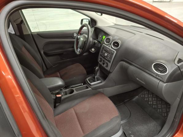 Ford Focus II Рестайлинг с пробегом 2007 года, цена 435 000 рублей, 181781 км, хэтчбек, Автокод Объявления