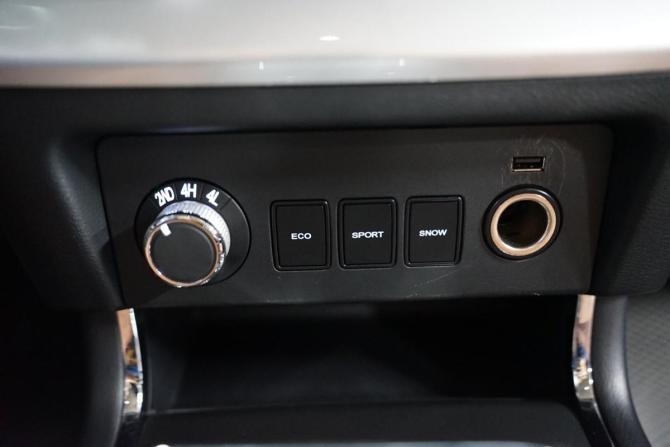 Dongfeng DF6 с пробегом 2022 года, цена 2 390 000 рублей, 54786 км, пикап, Автокод Объявления